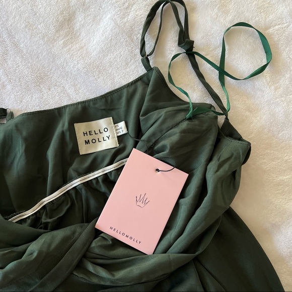 Hello Molly Fuel To My Fire Midi Dress in Forest Green - Picture 4 of 11